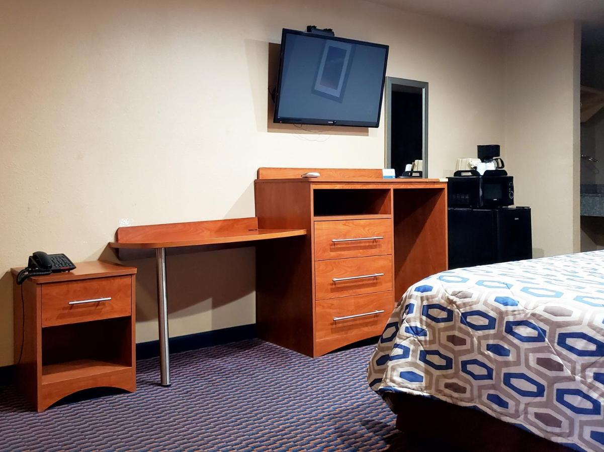 Atria Inn & Suites By Oyo, Jourdanton, Tx 외부 사진