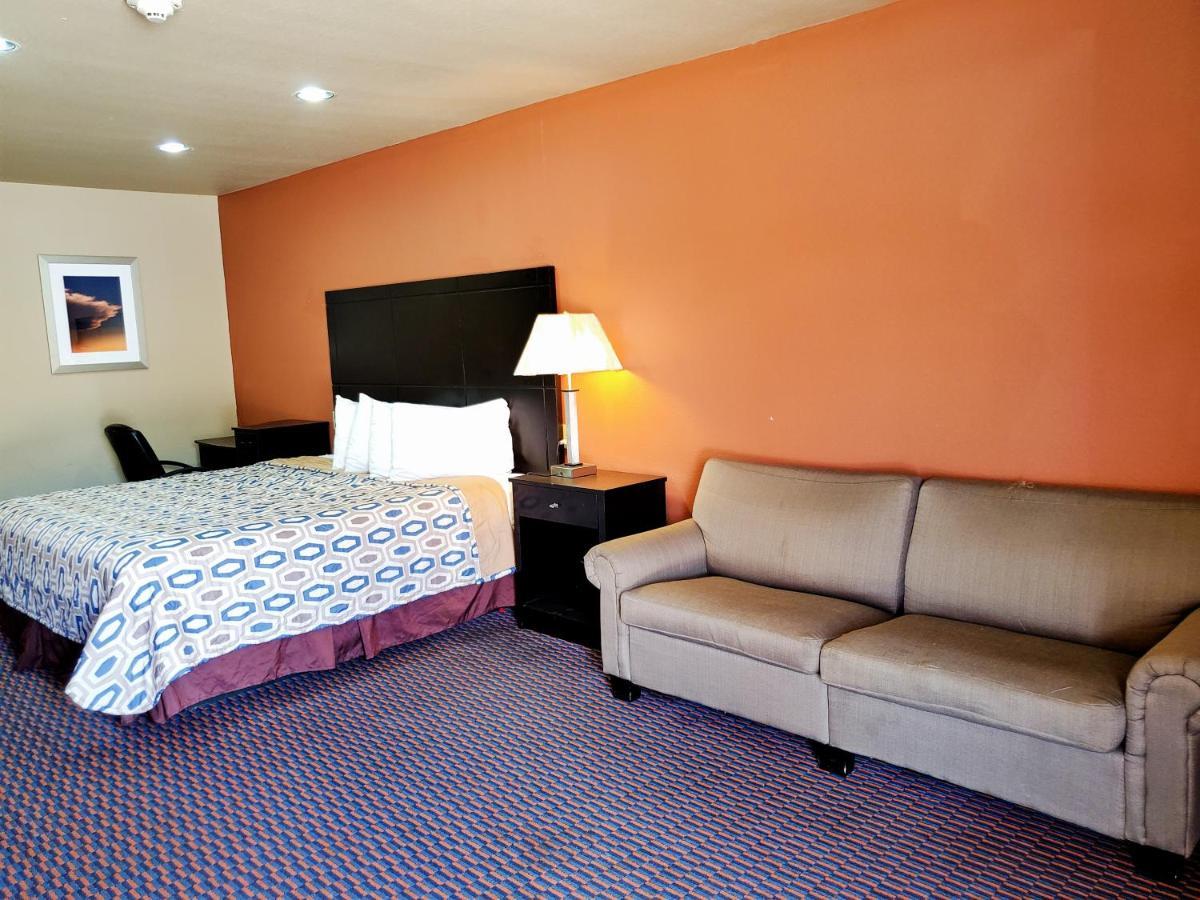 Atria Inn & Suites By Oyo, Jourdanton, Tx 외부 사진